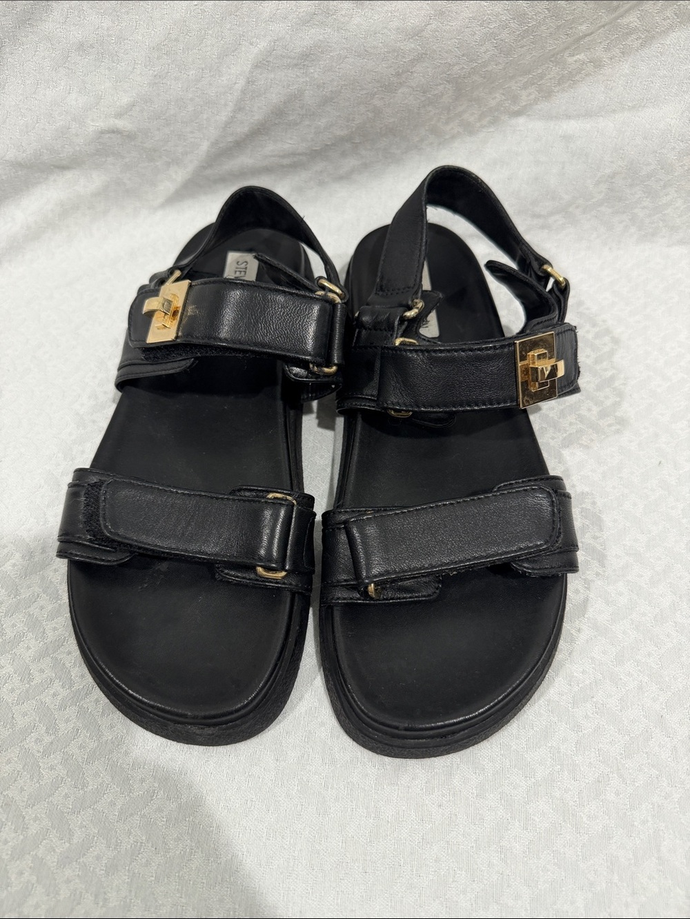 Steve Madden Black Leather Buckle Strap Sandals - Picture 1 of 4